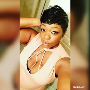 Meet your Posher, Keisha